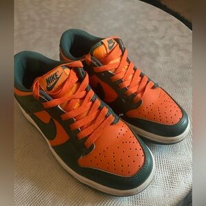 NIKE DUNK LOW RETRO